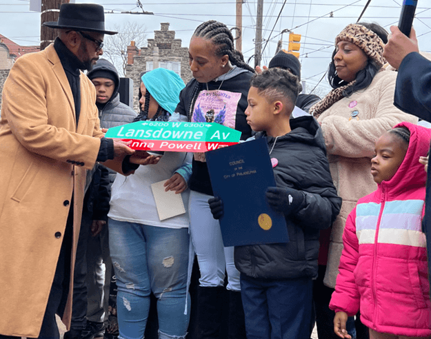 Ayeshia Poole and family accept the “Jayanna Powell Way” street sign